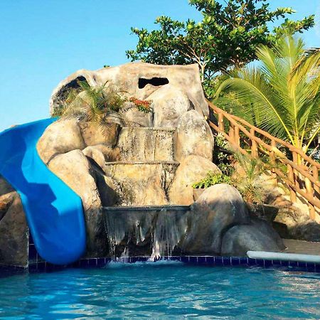 Cabanas Aqua Blue Ковеньяс Екстер'єр фото
