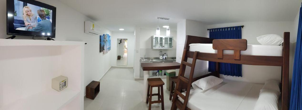 Cabanas Aqua Blue Ковеньяс Екстер'єр фото